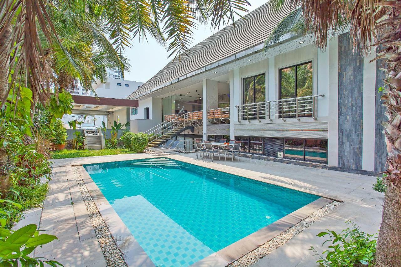 Royale Grand Villa Pattaya Eksteriør bilde