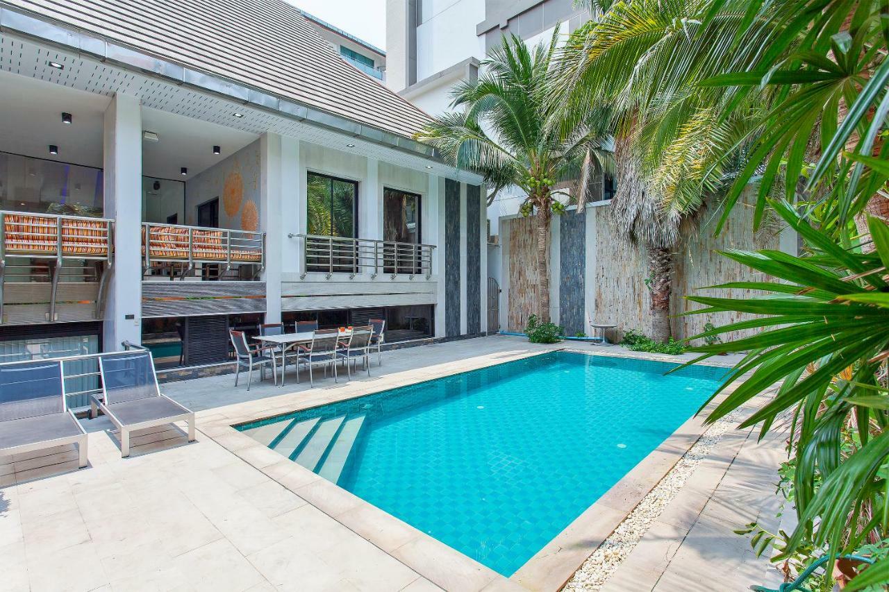 Royale Grand Villa Pattaya Eksteriør bilde