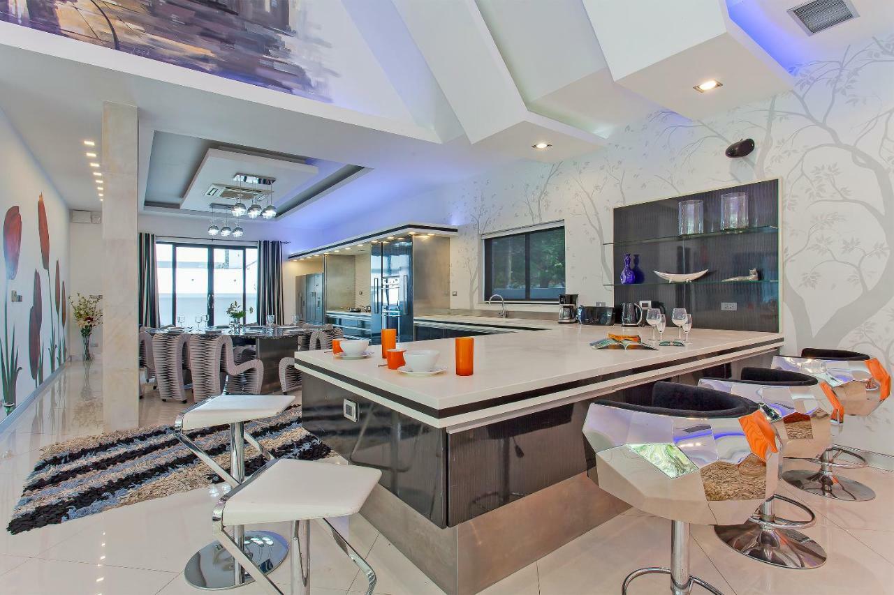 Royale Grand Villa Pattaya Eksteriør bilde